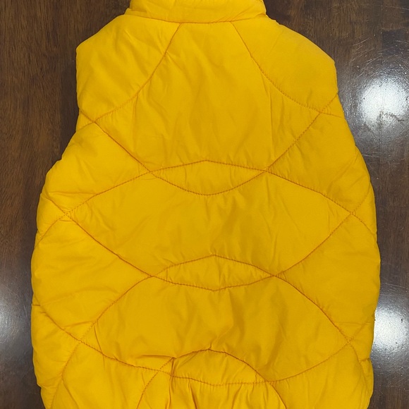 Authentic Apparel 61  18-24 kids puffer vest - Picture 3 of 7